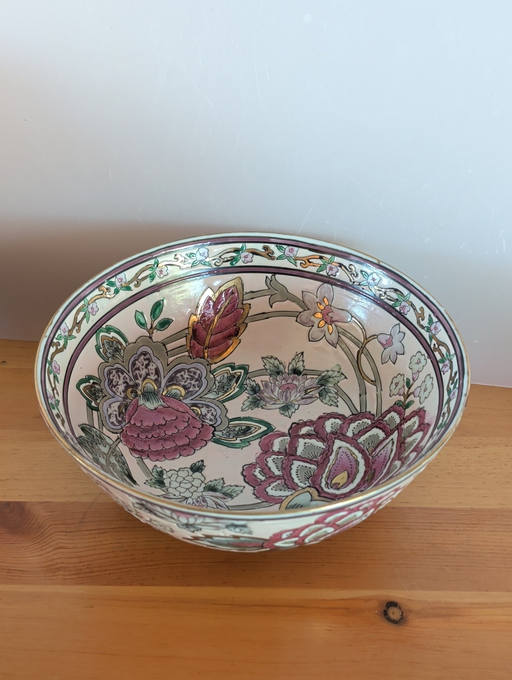 Hand-Painted Floral Ceramic Bowl in Pink and Green